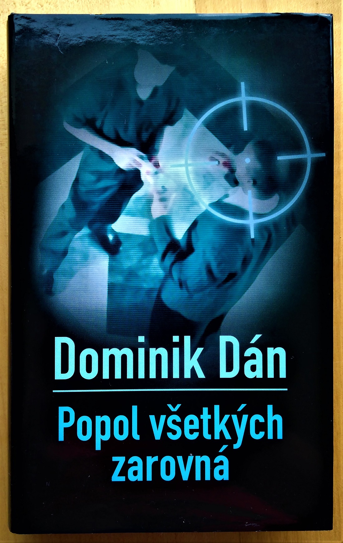 Popol všetkých zarovná - Denník dobrého detektíva - Dominik Dán