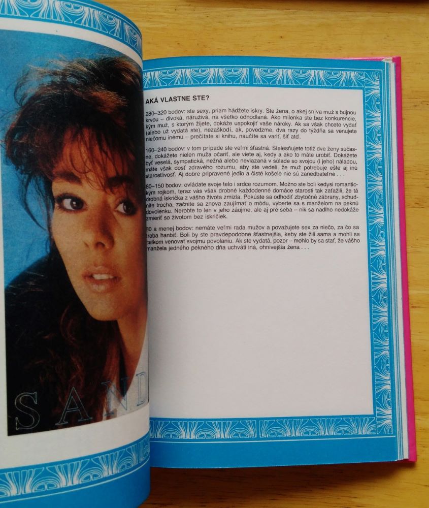 PSST ! / Romantický pamätník 