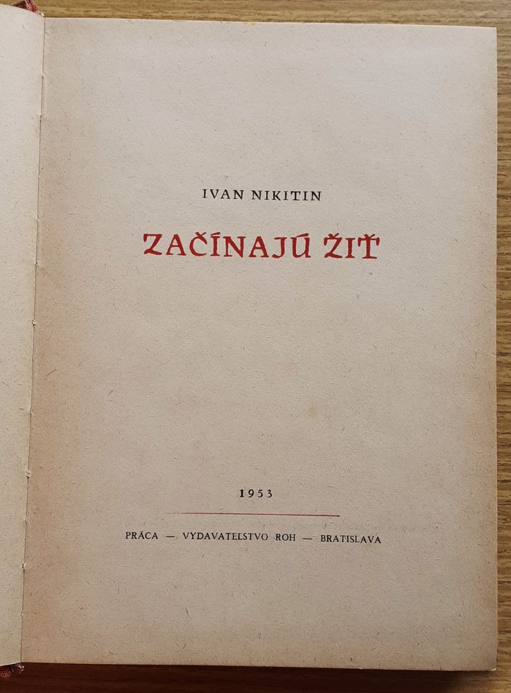 Začínajú žiť