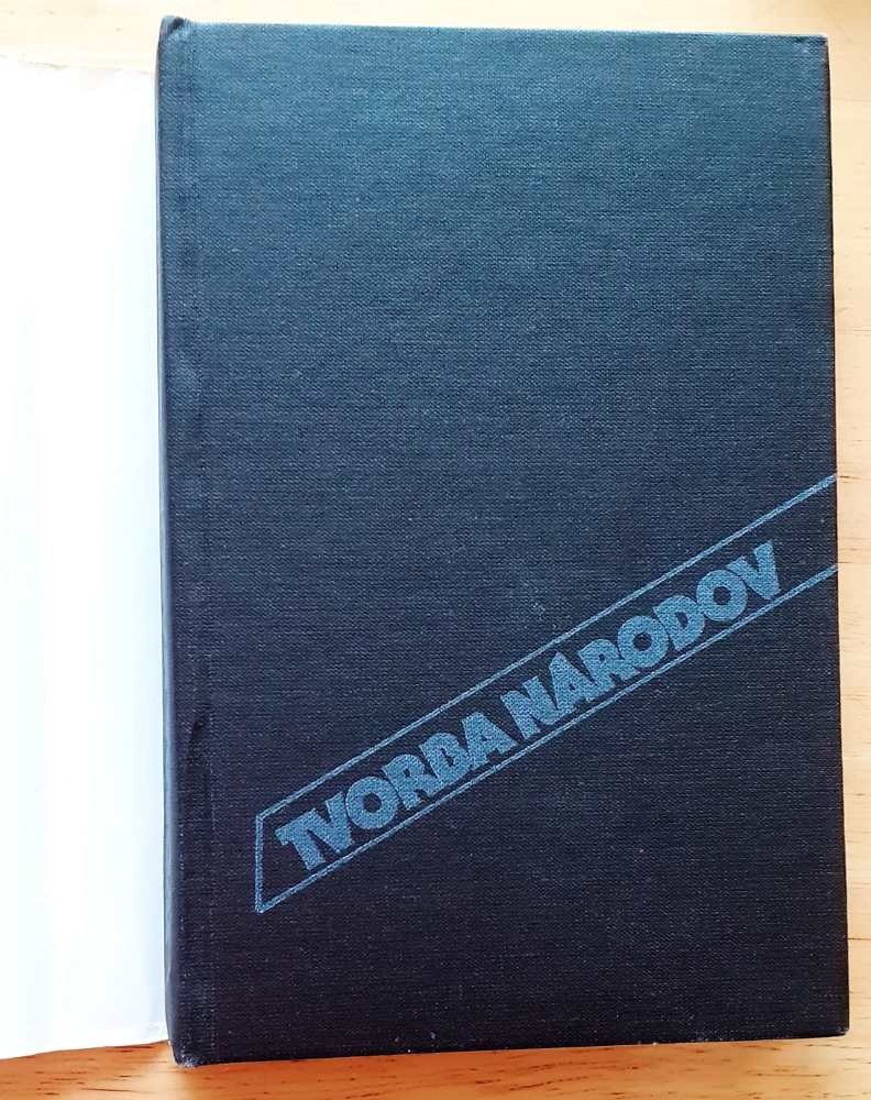 Šepoty a výkriky / Tvorba národov