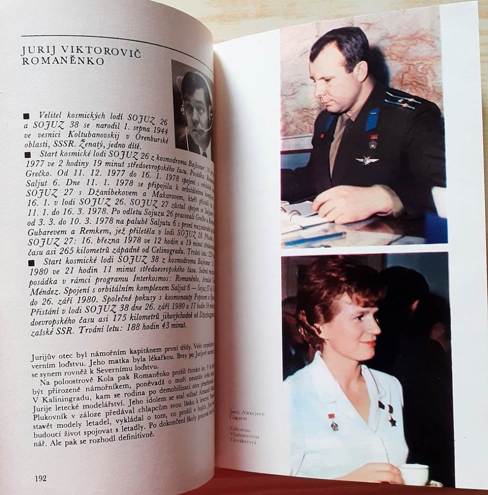 Sto hvězdnych kapitánů