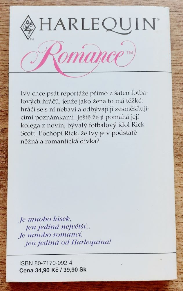 Dívčí kopaná / Romance 70 B 03-94