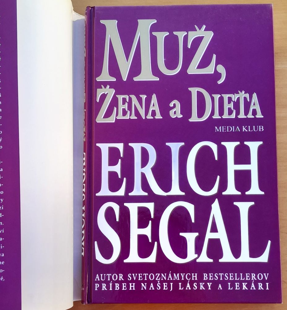 Muž, žena a dieťa