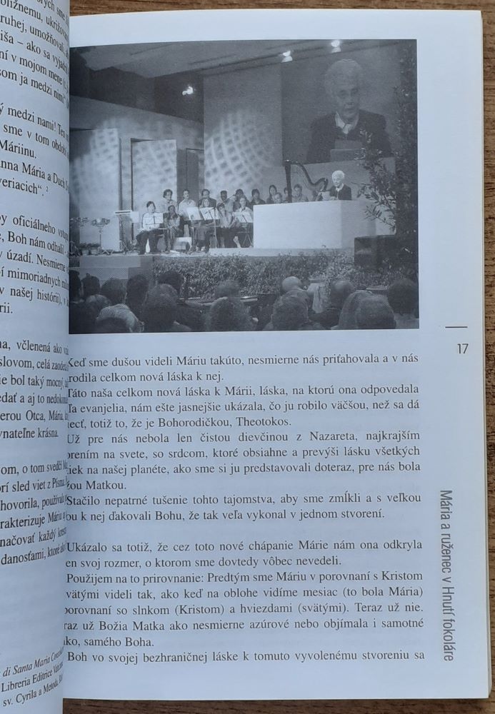 Hľadieť na Krista očami Márie