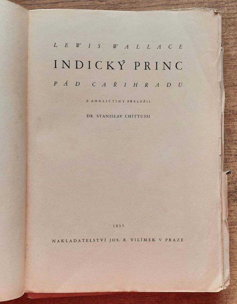 Indický princ / Kniha první / Země a moře vždy vydávají svá tajemství