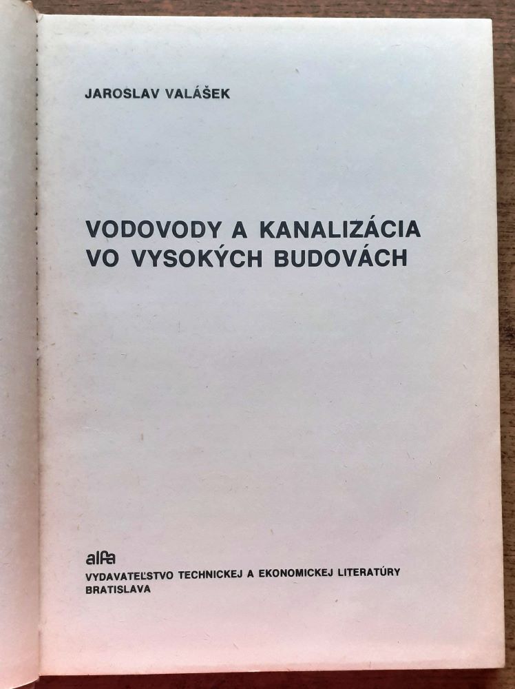 Vodovody a kanalizácia vo vysokých budovách