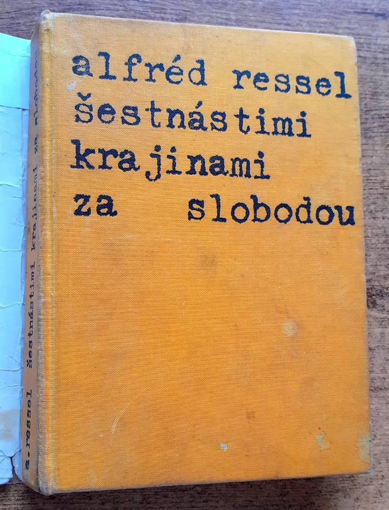 Šestnástimi krajinami za slobodu / Edícia Memoáre