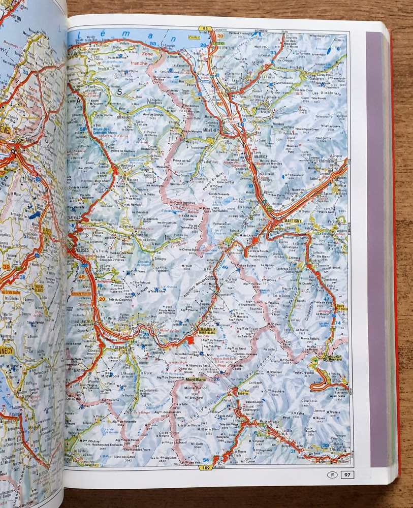 Euro - Autoatlas / 1 : 300 000