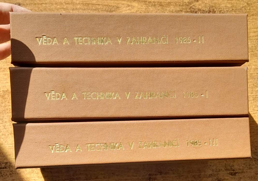 Věda a technika v zahraničí / Komplet ročník 1985