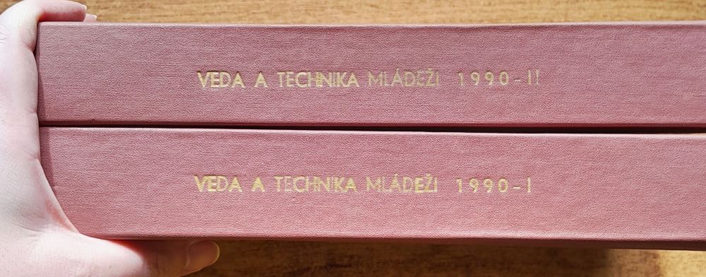 Věda a technika mládeži 1990 / Dvojtýždenník