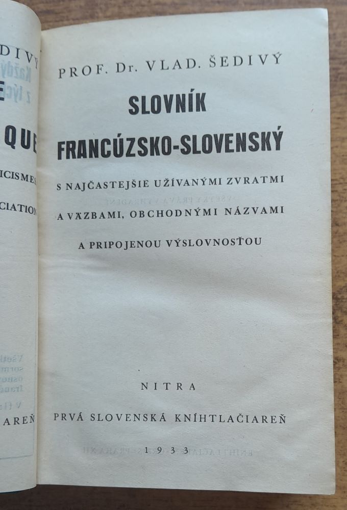 Slovník francúzsko slovenský / Dictionnaire francais-slovaque