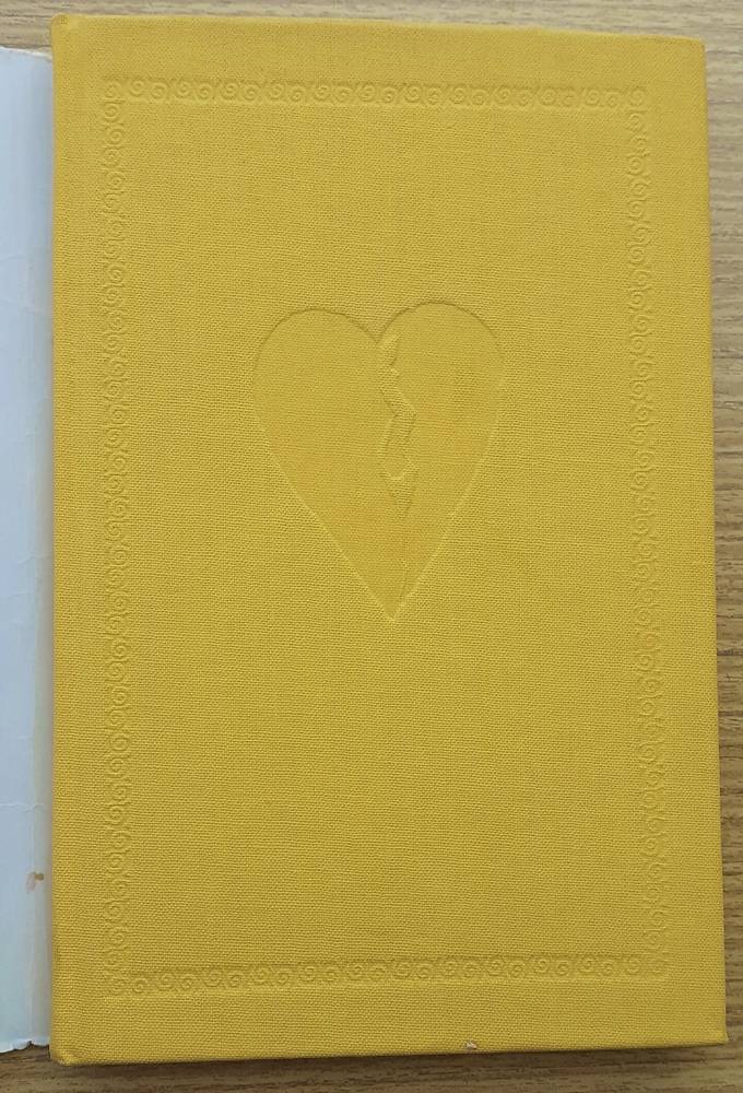 Asia / Prvá láska / Členská knižnica Pravda