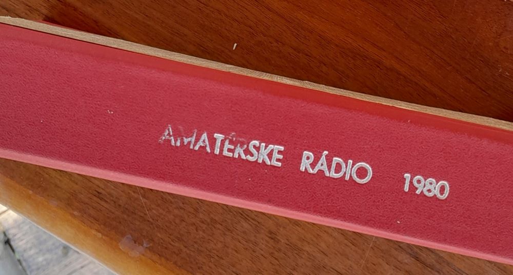 Amatérské radio / Časopis pro radiotechniku a amatérské vysílání