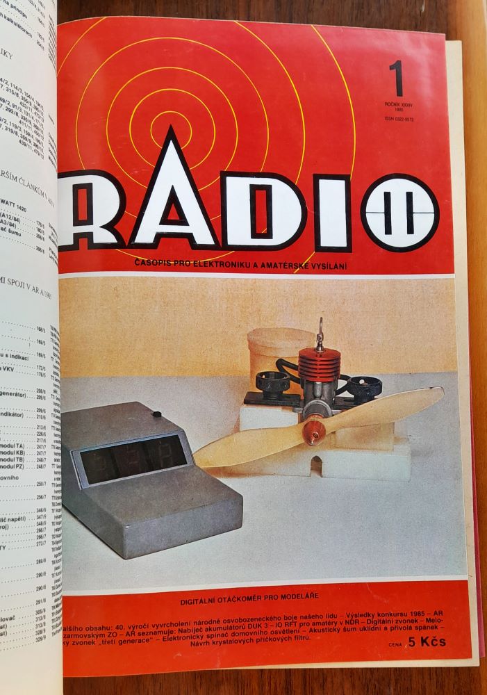 Amatérské radio / Časopis pro radiotechniku a amatérské vysílání / Řada A - Zviazaný mesačník 12 čísel / Pro konstruktéry - Řada B - Zviazaný dvojmesačník - Ročník XXXIII - 1984 Čísla 3 a 6 / Ročník XXXIV - 1985 Čísla 2, 3, 4 a 6