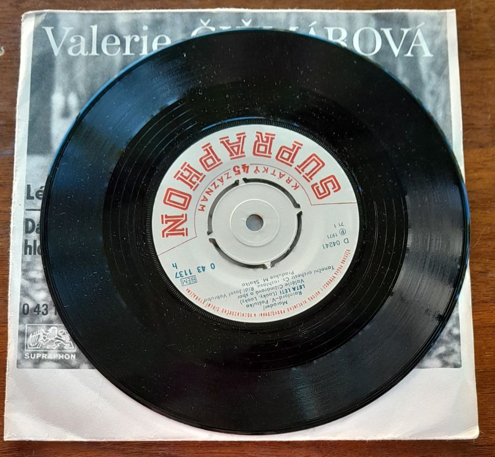 Valerie Čižmárová, LP Platňa - single play