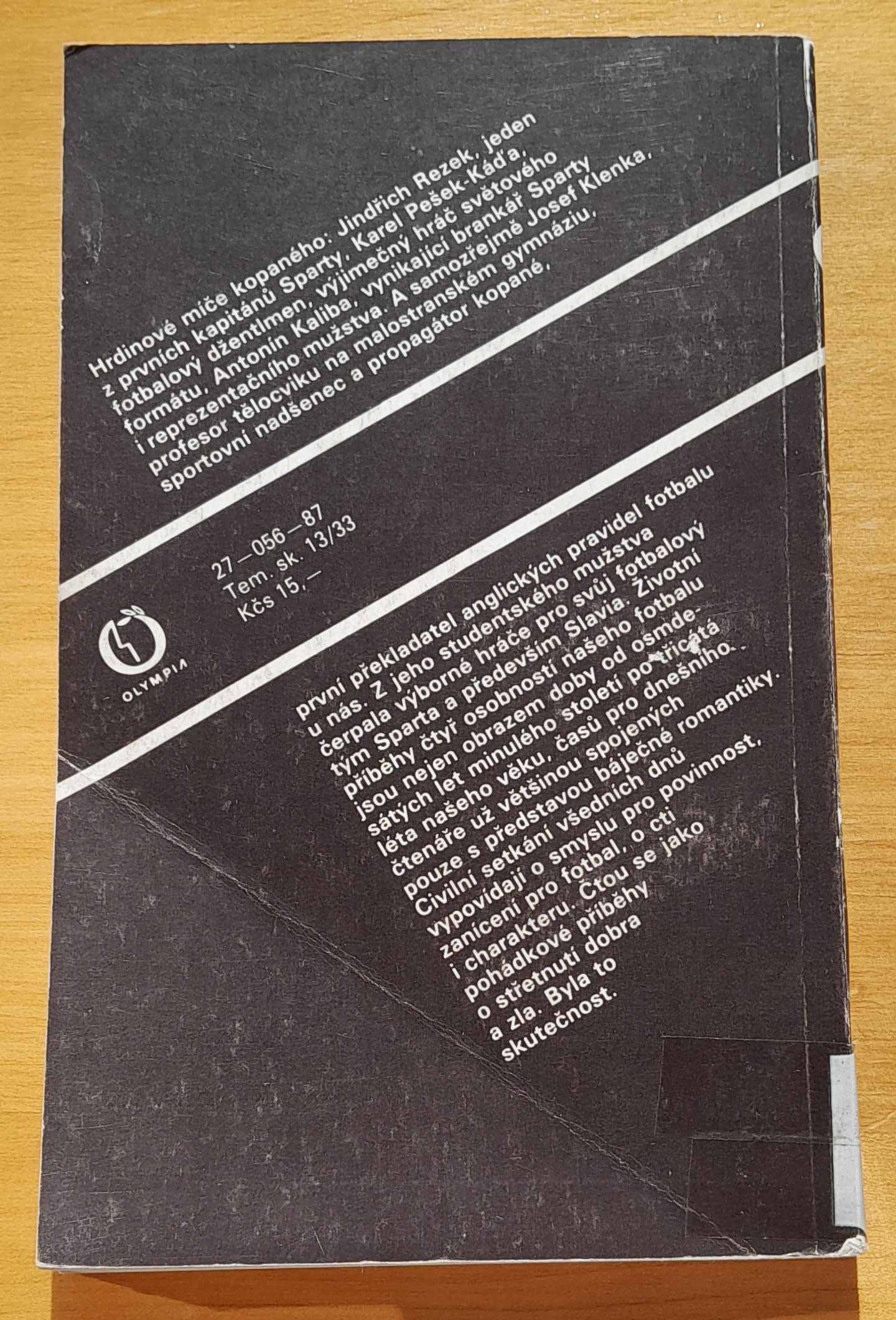 Hrdinové míče kopaného / Edice Stadión