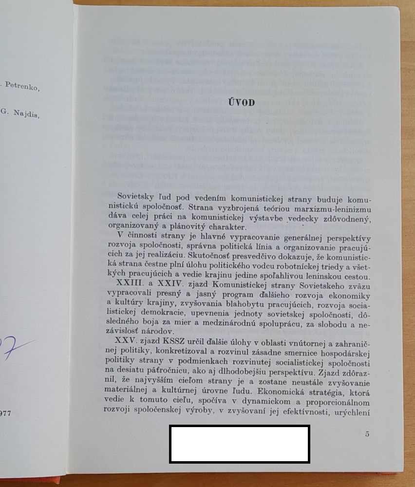Výstavba strany