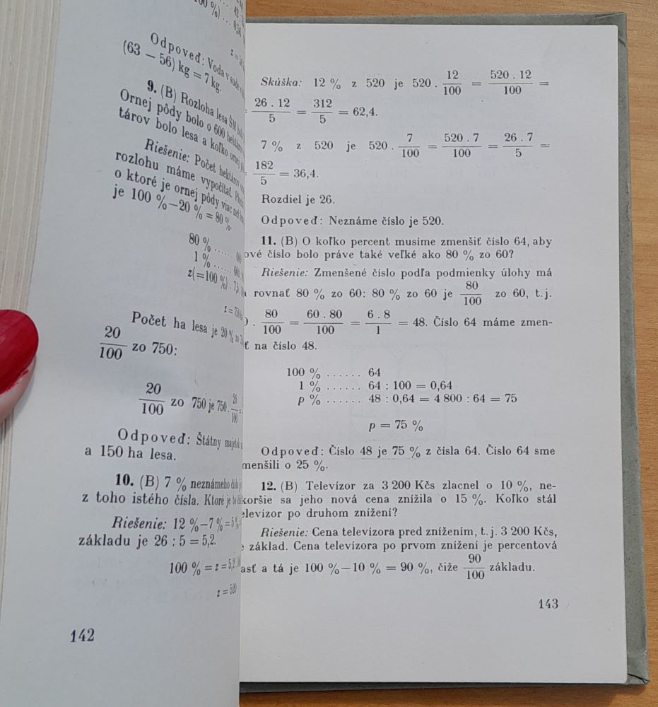 Zbierka riešených úloh z aritmetiky / Polytechnická knižnica