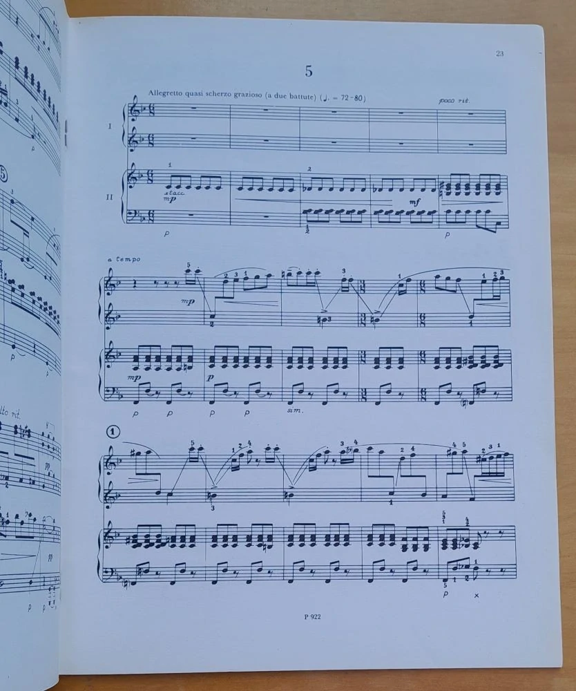 Studentská knížka pro klavír na čtyři ruce / Il libro dello studente / Per pianoforte a quattro mani