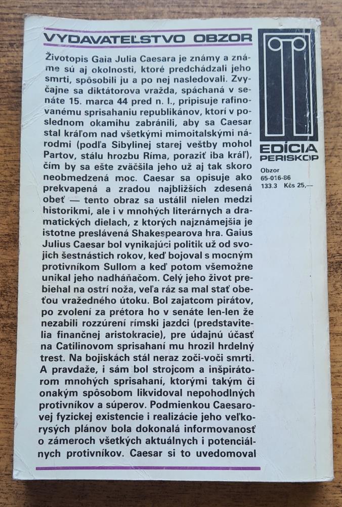 Otázniky nad hrobmi / Edícia Periskop