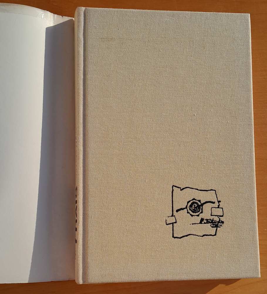 Osmý den týdne / Edicia Máj