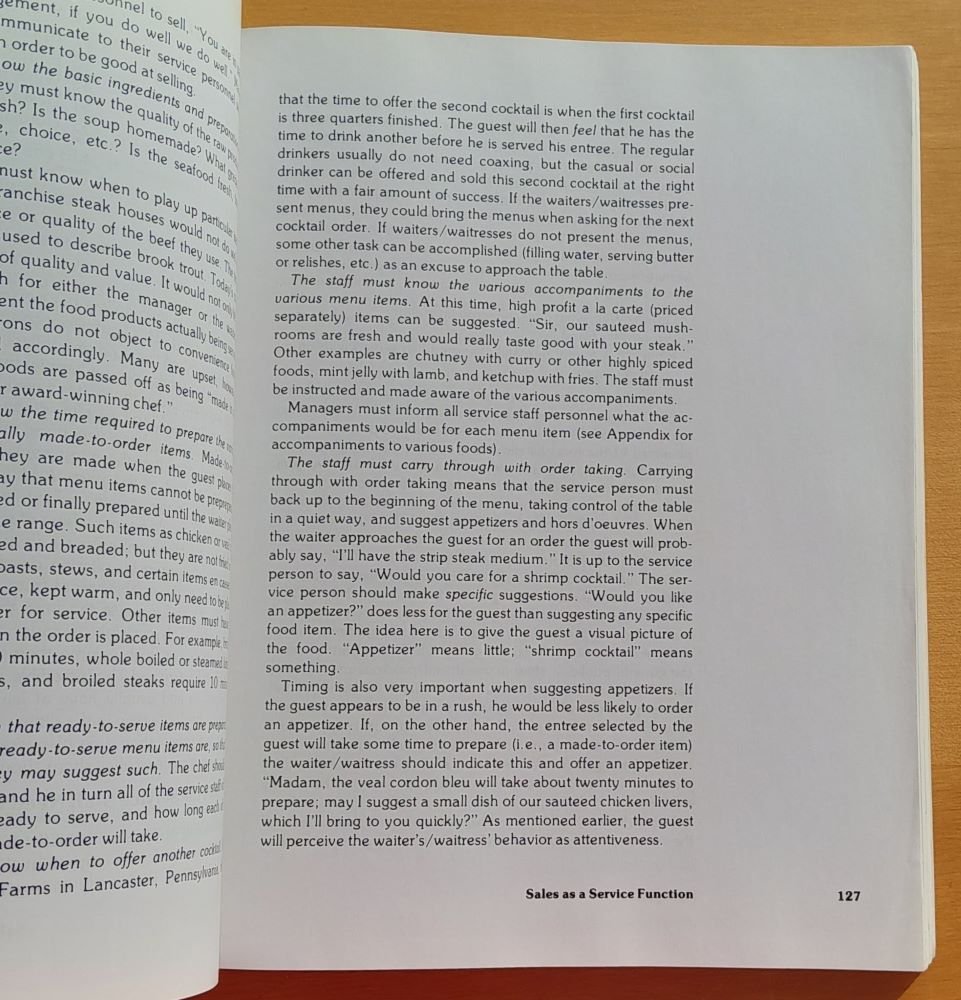 The Management of Service for the Restaurant Manager