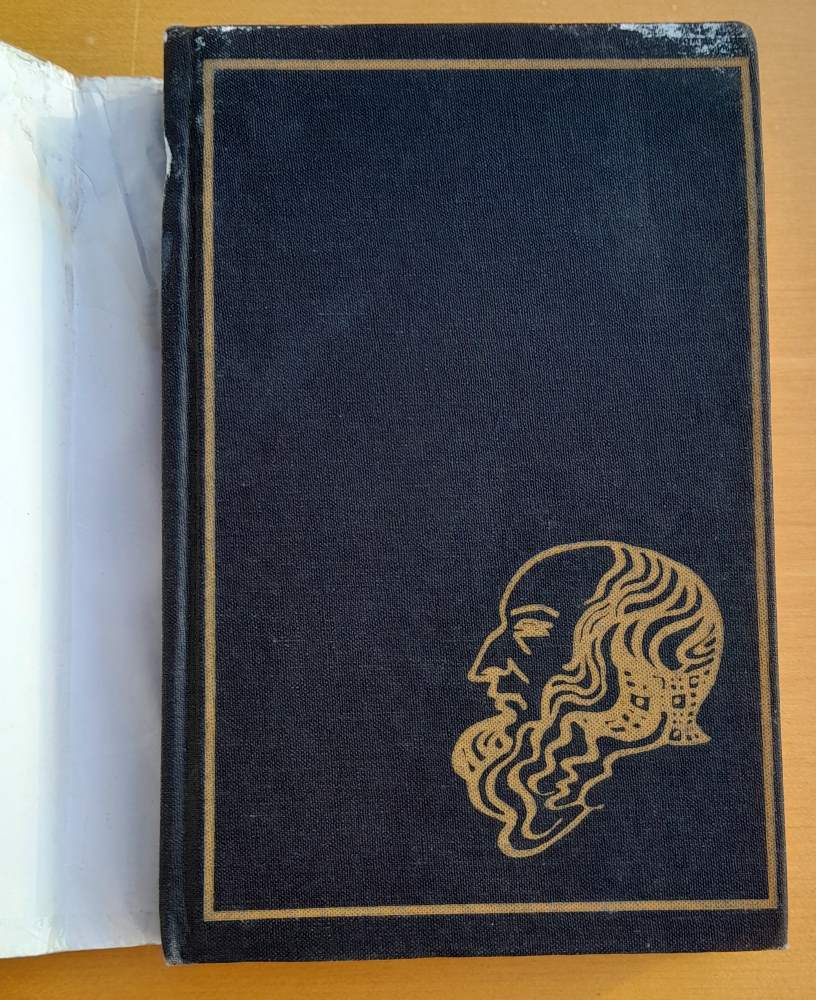 Chán Asparuch / Edícia Lipa