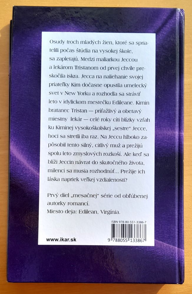 Ranný svit mesiaca / 1. diel Mesačnej trilógie