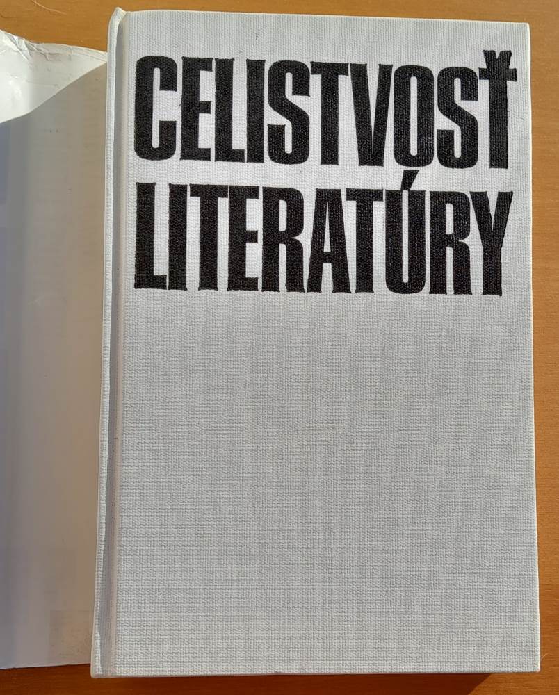 Celistvosť literatúry