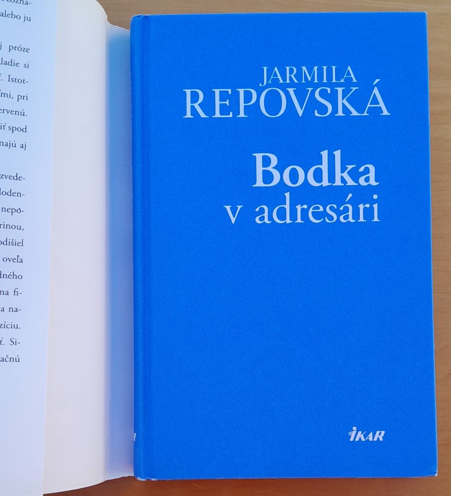 Bodka v adresári