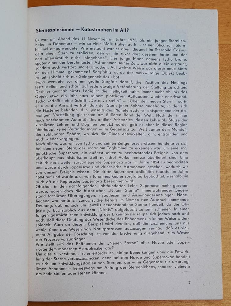 Astronomie - Gestern und Heute / Funf Aufsätze und Vorträge