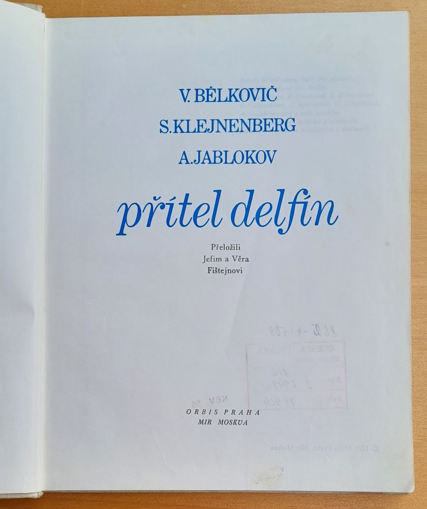 Přítel delfín