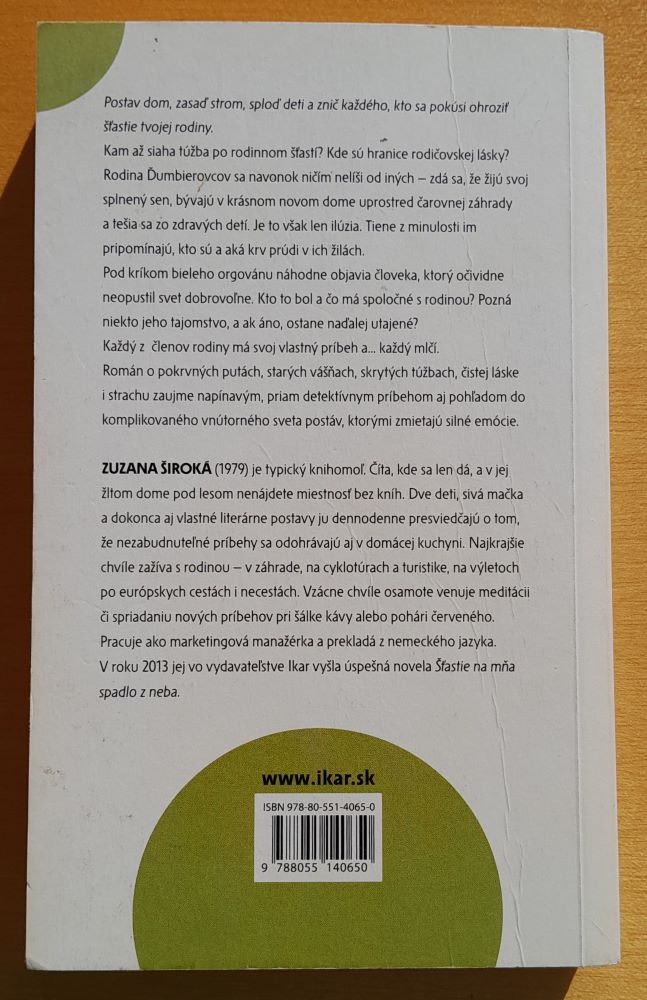 Tiene bieleho orgovánu / Edícia Príbehy z kabelky