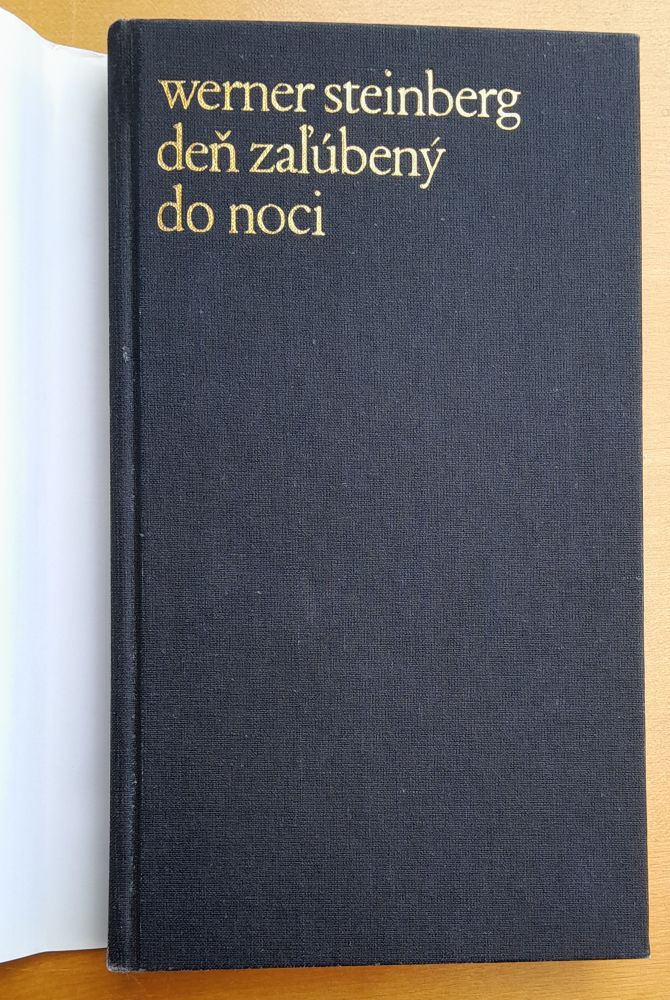 Deň zaľúbený do noci / Osudy slávnych