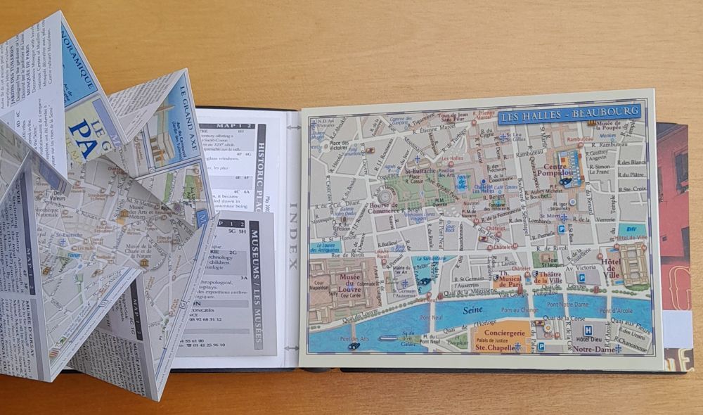 Paris Popout Map
