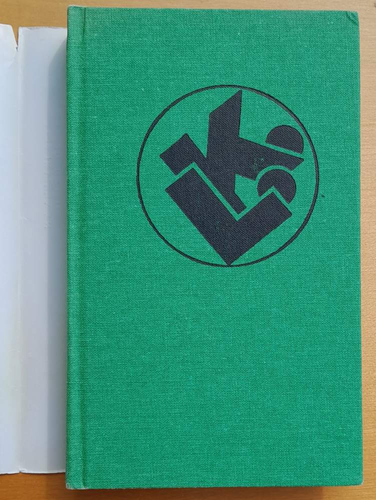 Na vlastní pěst / Napětí v Lidové knihovně