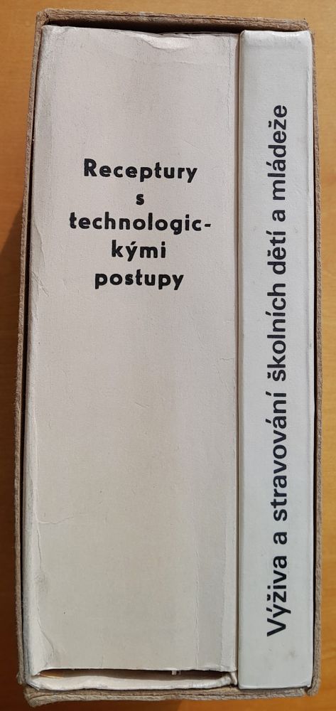 Výživa a stravování školních dětí a mládeže + Receptury s technologickými postupy