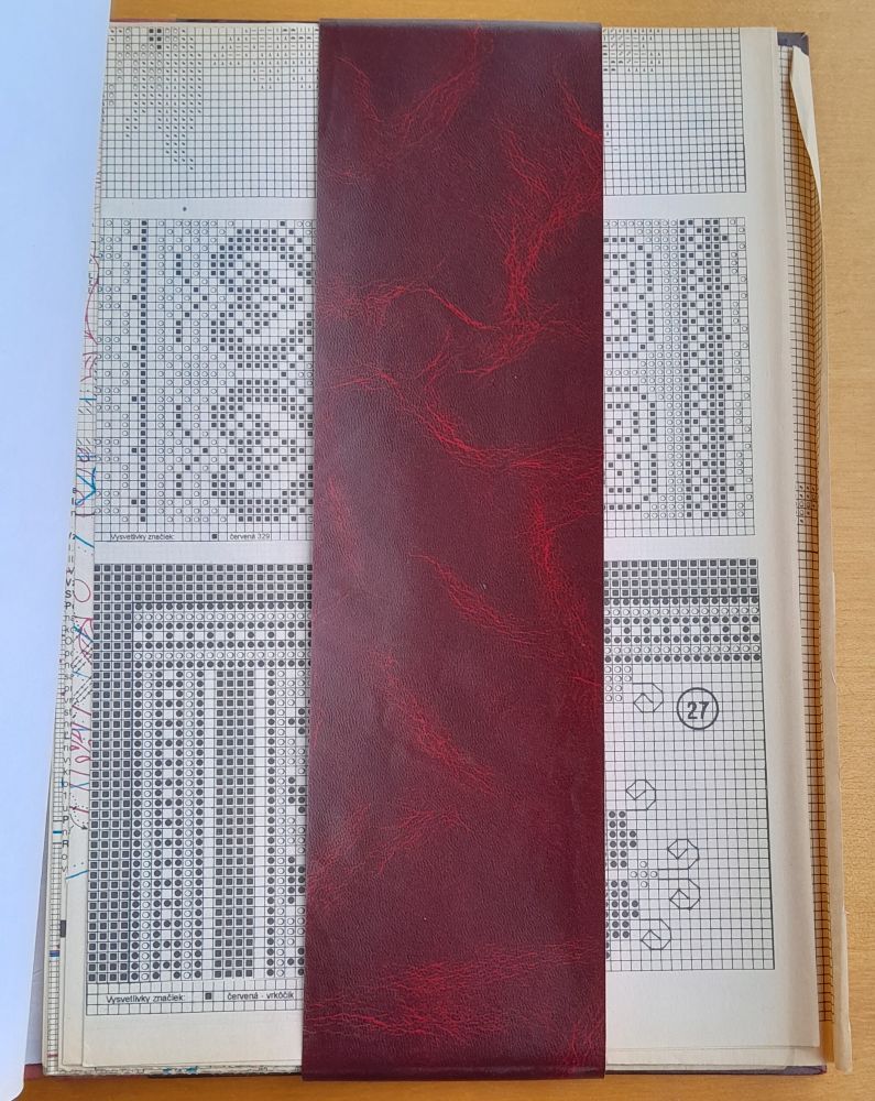 Dorka 1994/7 + 1995/12 + 1996/1 + 1997/10, 12 + 1998/1, 2, 5, 10 + 1999/2 / Magazín Dorky 1997/5 + 1998/5 / 12 ks