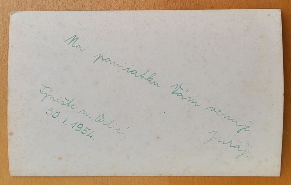 Pamätná fotografia československého vojaka 30.1.1954