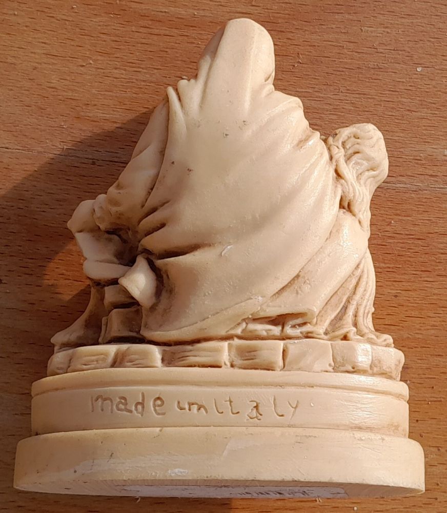 Pieta z moduritu