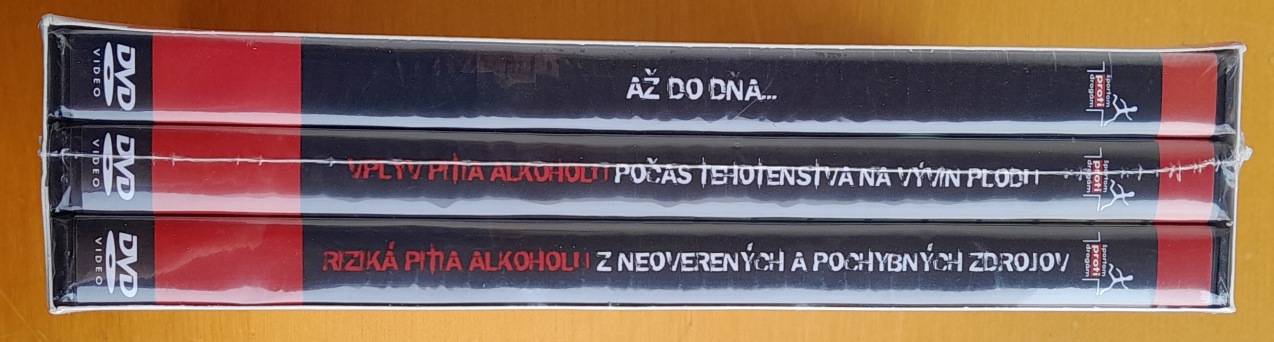 Čo sme si. To sme si. Vypime si. Dievčatá...