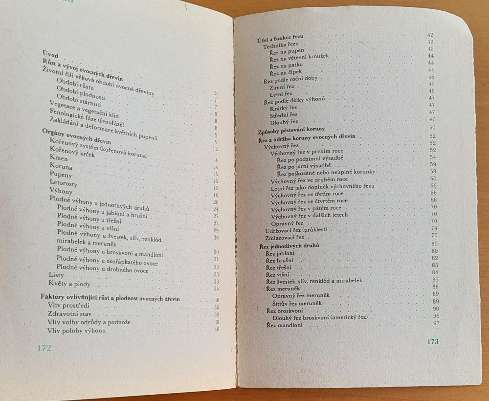 Řez ovocných dřevin