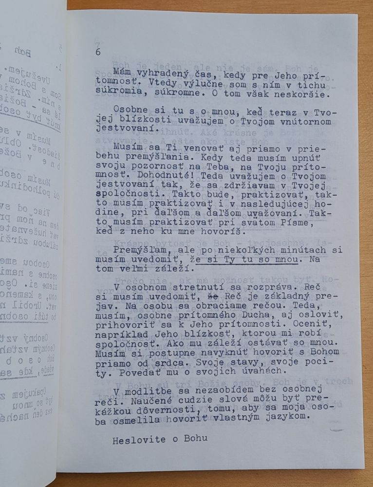 Balíček náboženských kníh / V balíčku je 7 ks