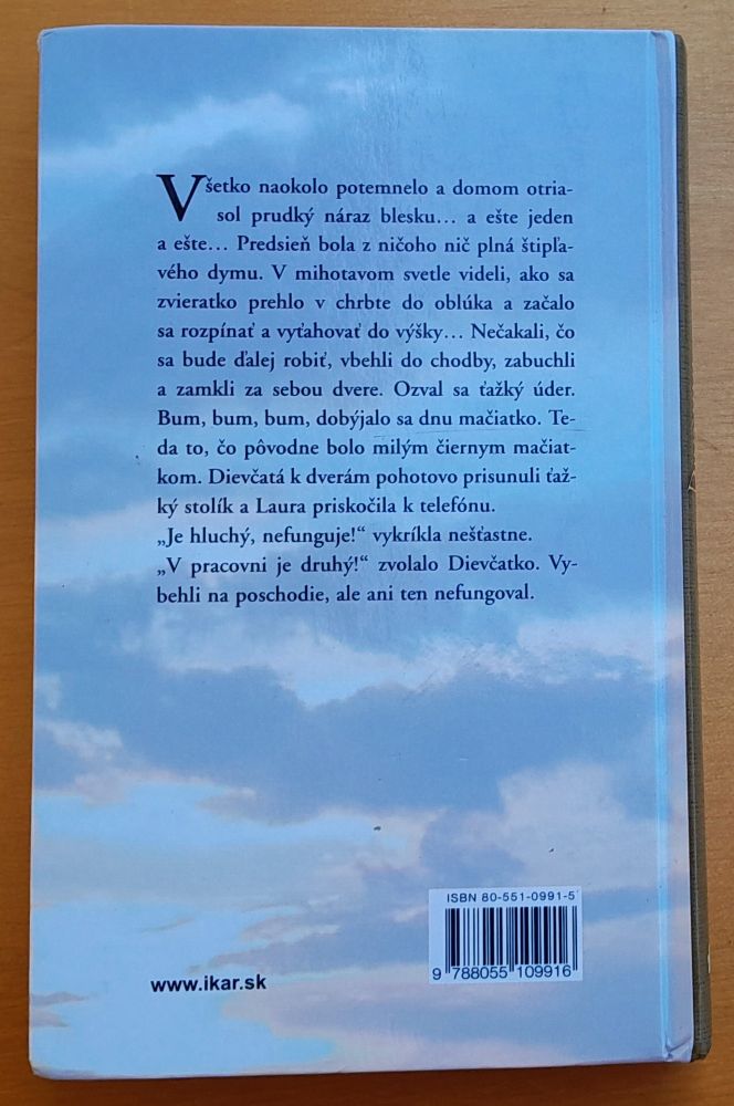 Dievčatko z krajiny drakov - Mezzarthys - Kniha prvá