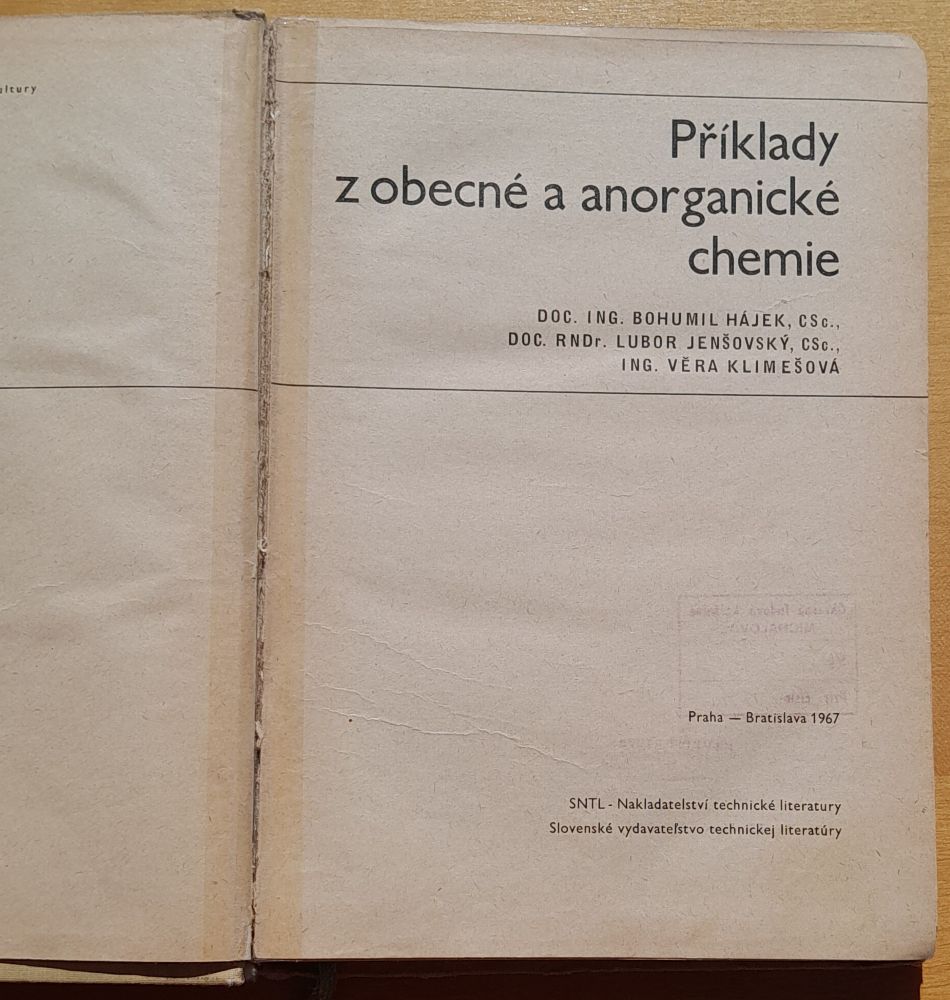Příklady z obecné a anorganické chemie