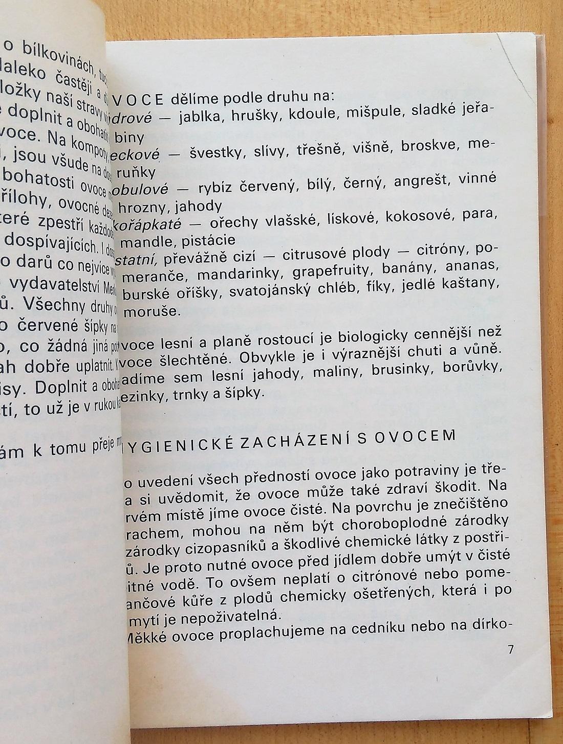 100 a 1 ovocných pochoutek