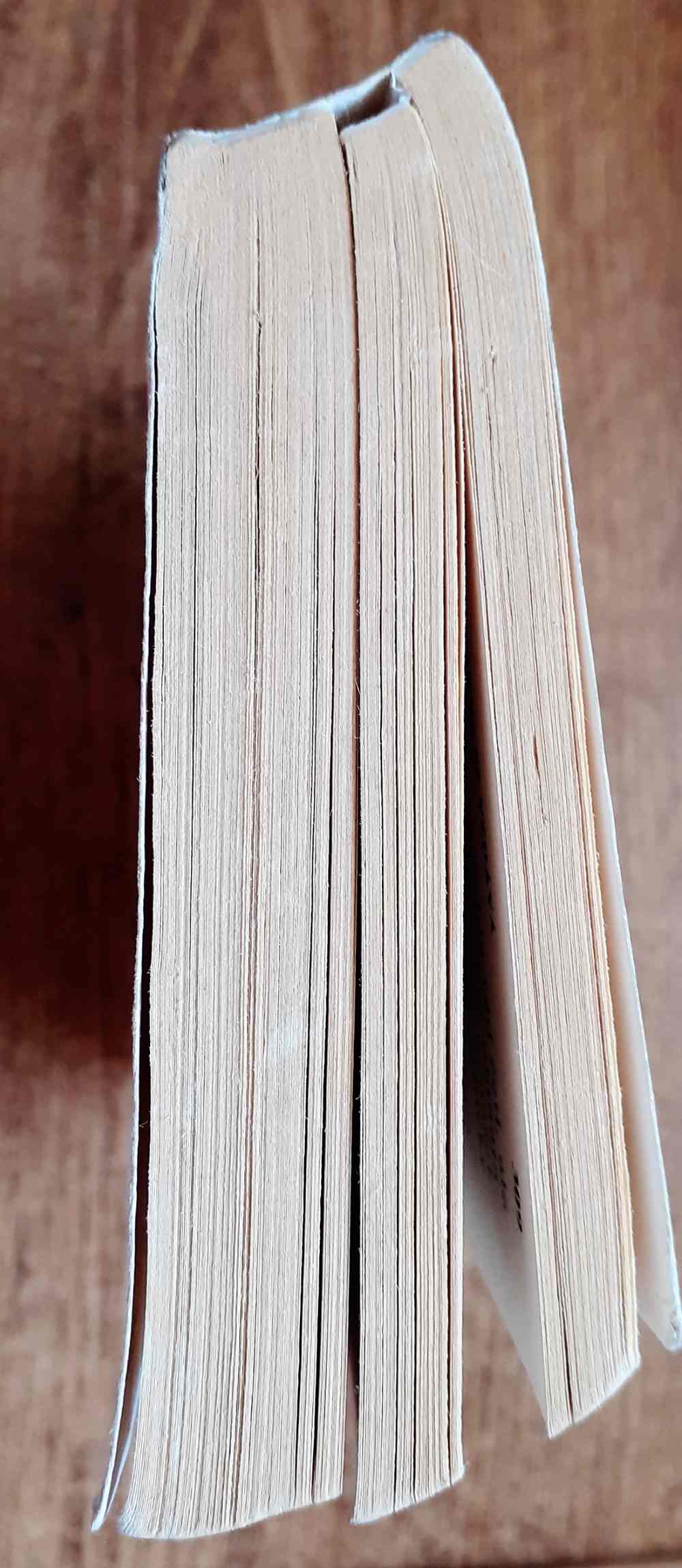 Záhadné útěsy / Zamilovaná Catherine / Muž pro Amandu