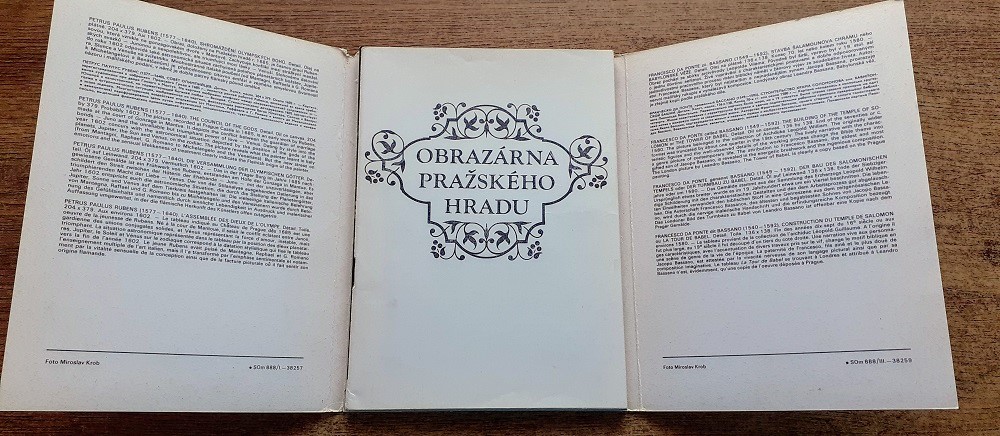 Obrazárna Pražského hradu / Súbor 20 fotografií / 17 voľných listov + 3 na obálke + 38 stránková príloha
