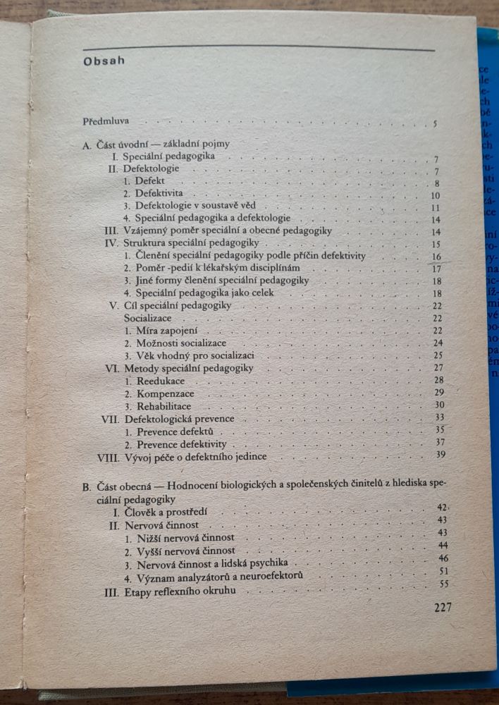 Nárys speciální pedagogiky / Knižnice speciální pedagogiky