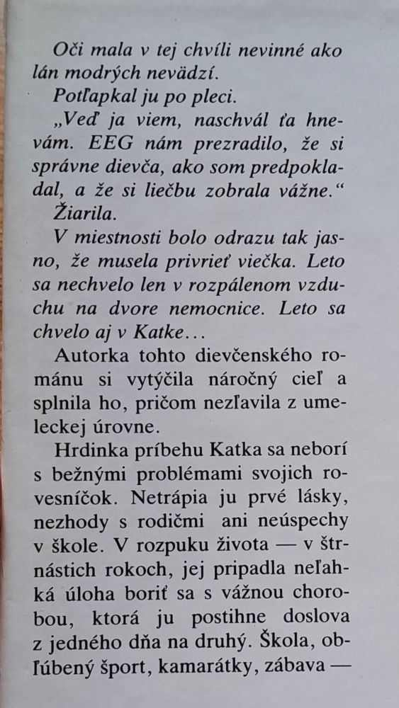 Maliny dozrievajú v daždi / Čajka